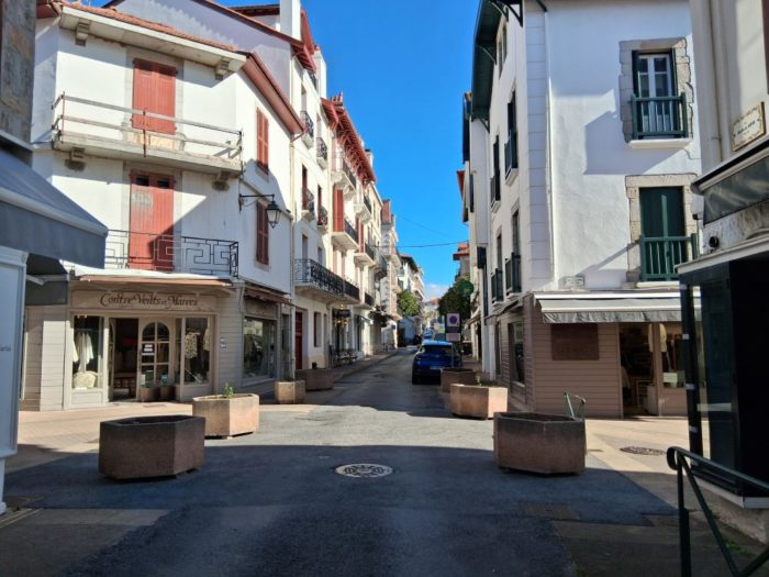 Rue Loquin
